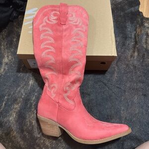 Women's Coral Suede Western Block Heel Boot